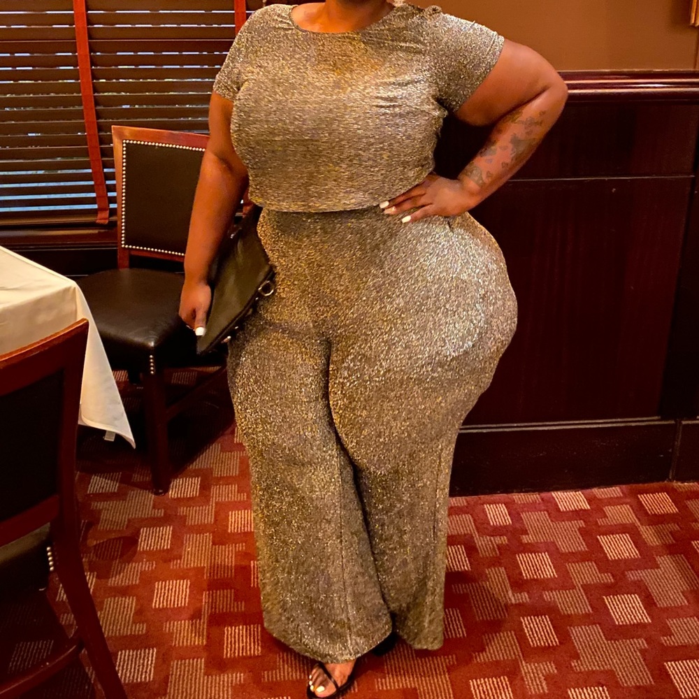 2 piece crop set